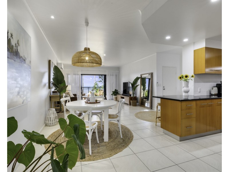 12/38 Beach Road, Dolphin Heads QLD 4740