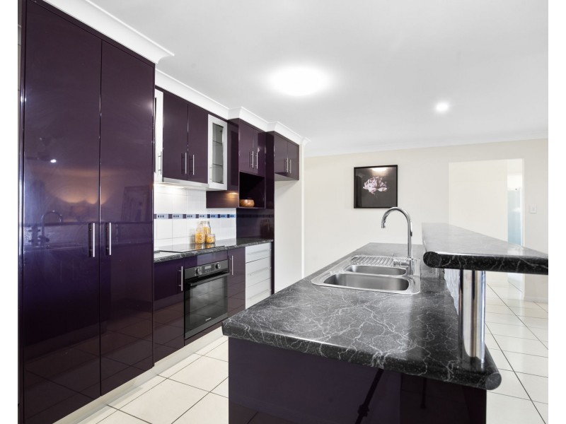 21 Lois Street, Mount Pleasant QLD 4740