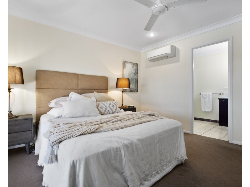 21 Lois Street, Mount Pleasant QLD 4740