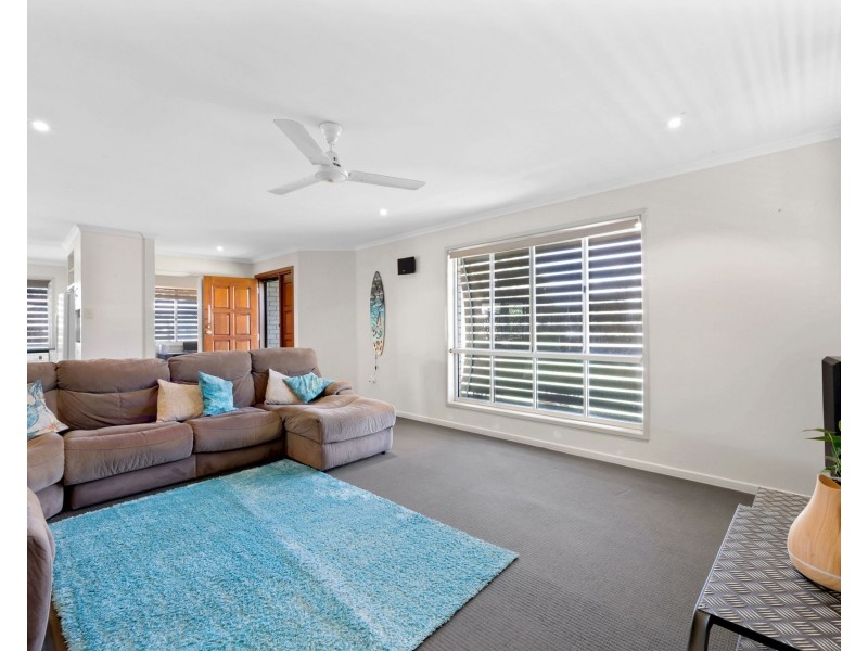 16 Barbat Court, Andergrove QLD 4740