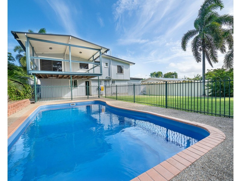 24 Roberts Avenue, North Mackay QLD 4740