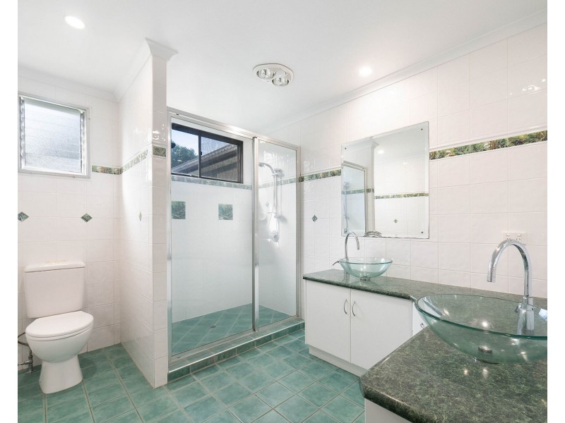24 Roberts Avenue, North Mackay QLD 4740