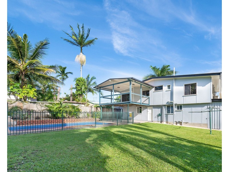24 Roberts Avenue, North Mackay QLD 4740