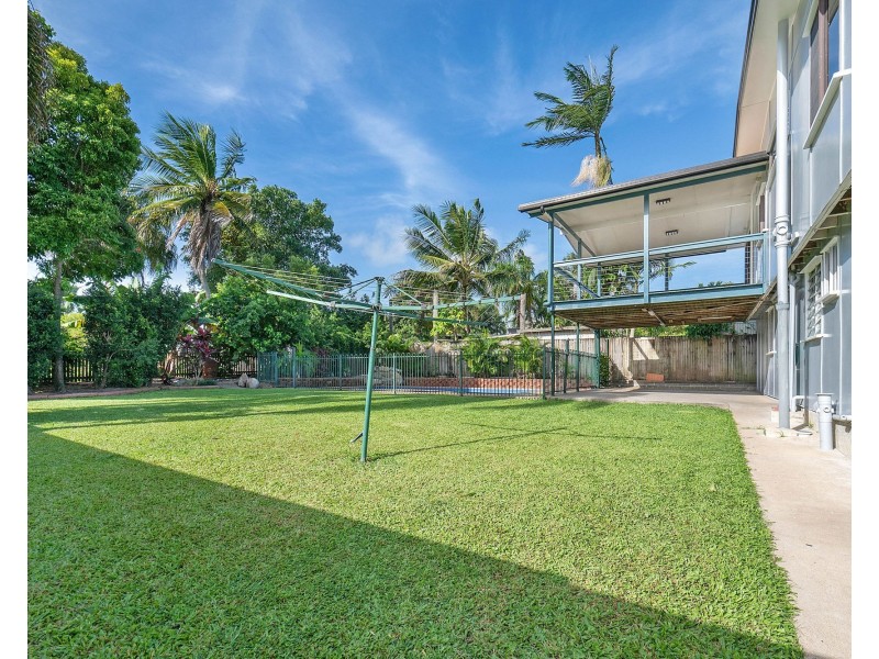 24 Roberts Avenue, North Mackay QLD 4740