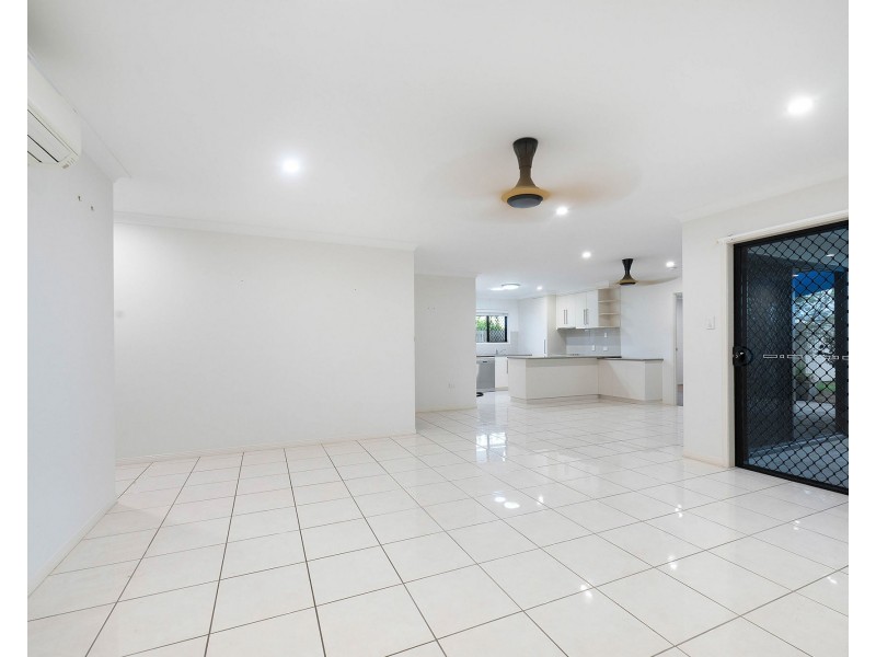 28 Kensington Court, Glenella QLD 4740