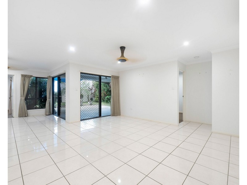28 Kensington Court, Glenella QLD 4740