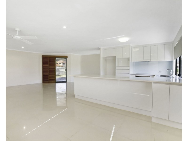 27 Gunsynd Street, Ooralea QLD 4740