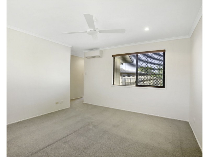 27 Gunsynd Street, Ooralea QLD 4740