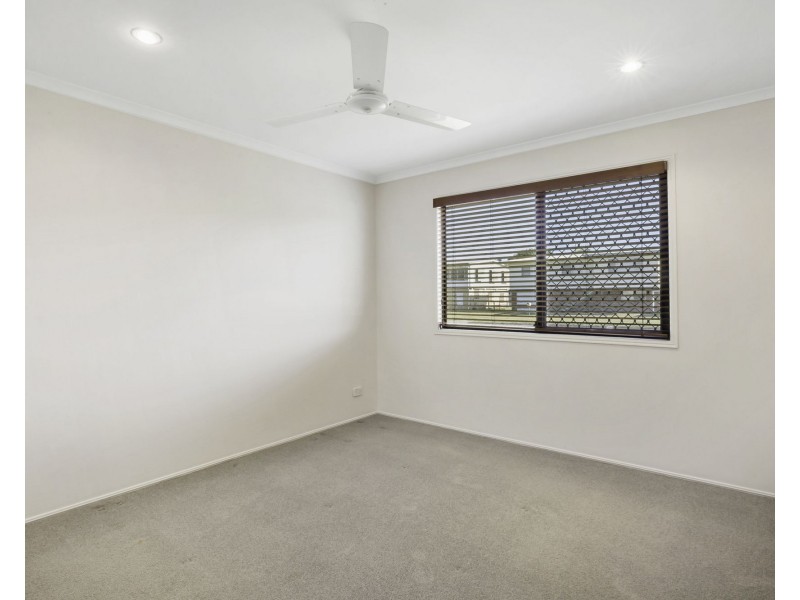 27 Gunsynd Street, Ooralea QLD 4740
