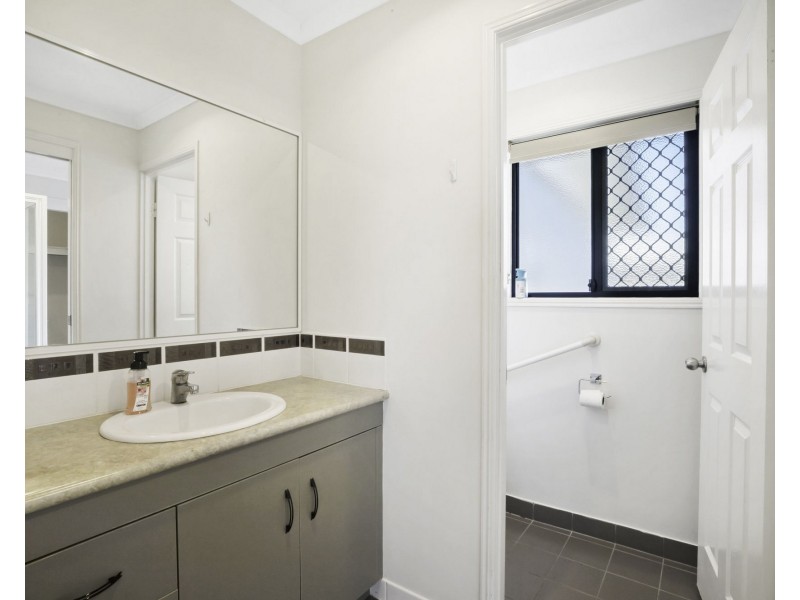 27 Gunsynd Street, Ooralea QLD 4740