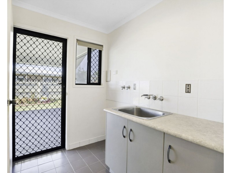 27 Gunsynd Street, Ooralea QLD 4740