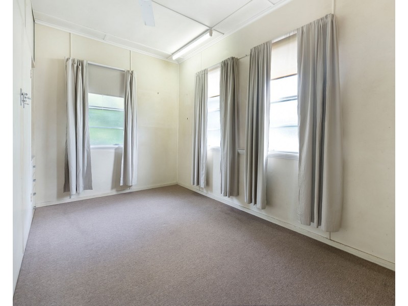 38 Wardrop Street, West Mackay QLD 4740