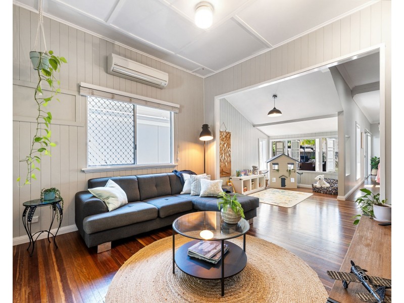 52 Perry Street, West Mackay QLD 4740