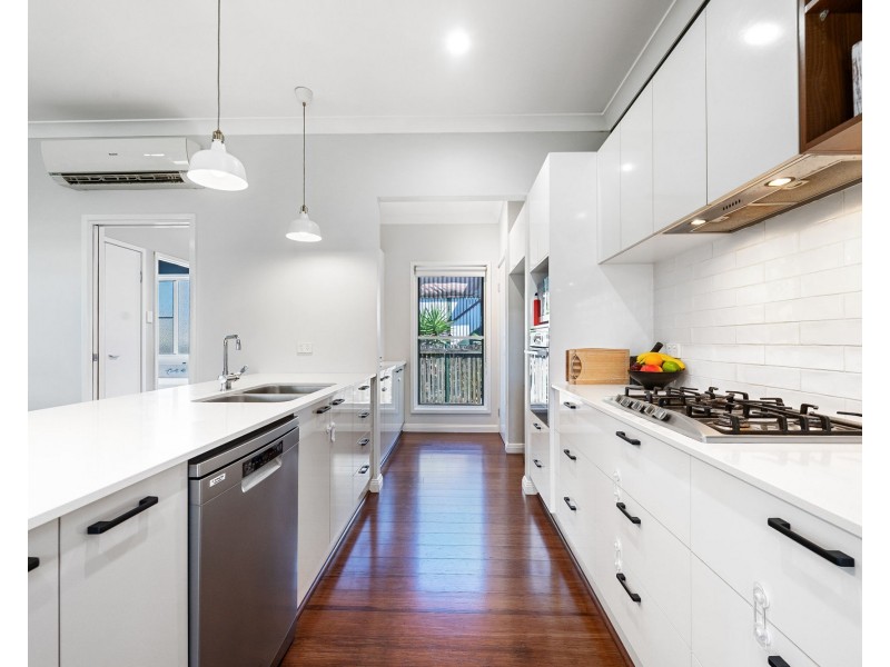 52 Perry Street, West Mackay QLD 4740