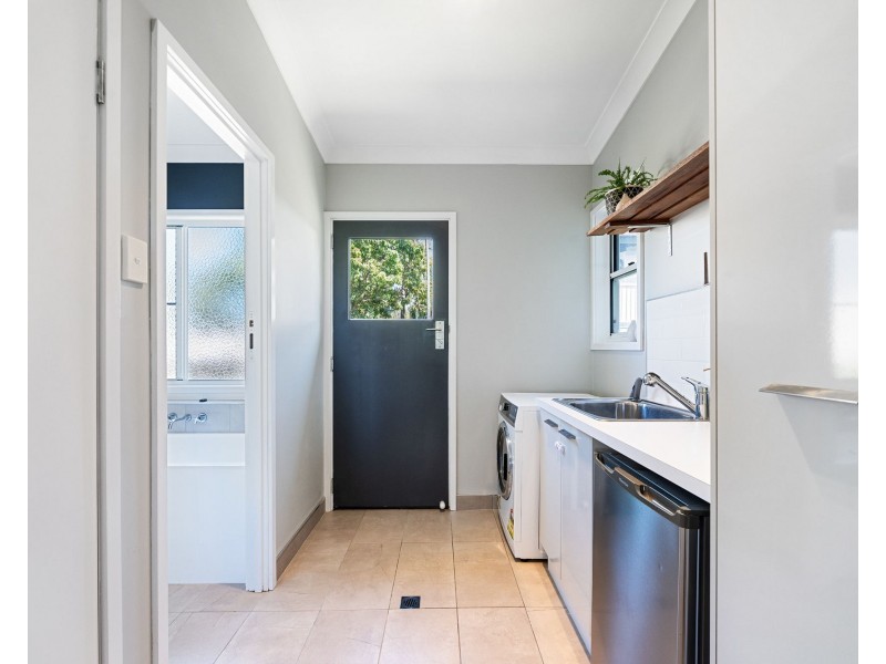 52 Perry Street, West Mackay QLD 4740