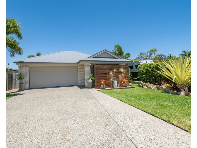 33 Thorn Avenue, Rural View QLD 4740