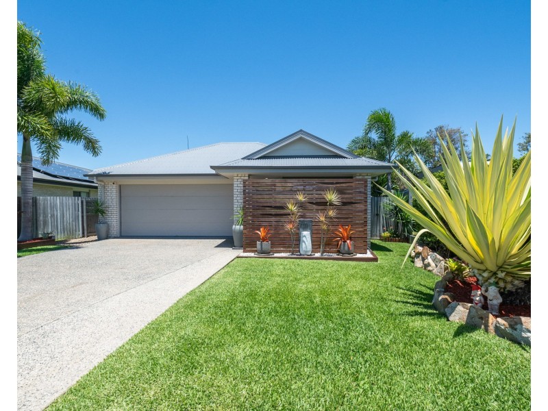 33 Thorn Avenue, Rural View QLD 4740