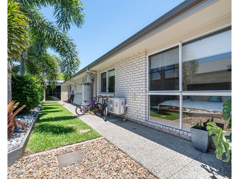 33 Thorn Avenue, Rural View QLD 4740
