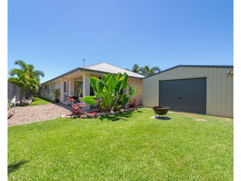 33 Thorn Avenue, Rural View QLD 4740