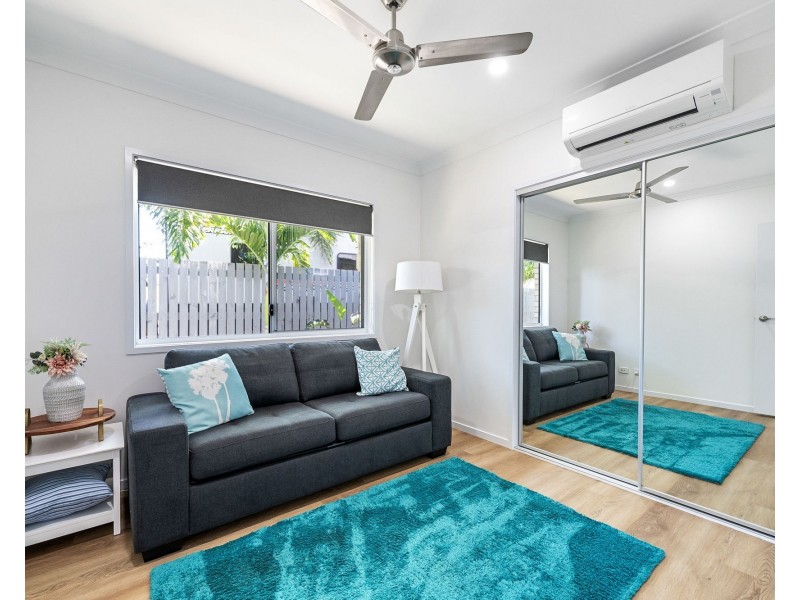 33 Thorn Avenue, Rural View QLD 4740