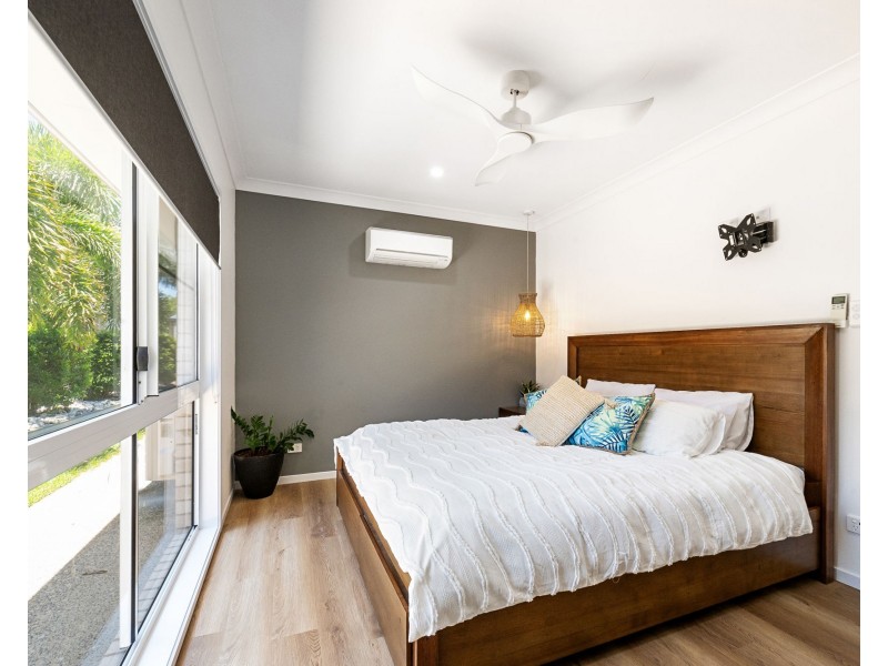 33 Thorn Avenue, Rural View QLD 4740