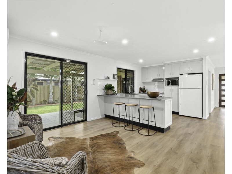 6 Marlin Court, Andergrove QLD 4740