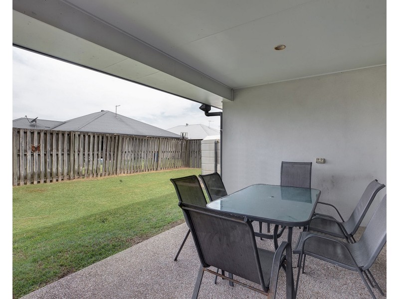 44 Coogee Terrace, Blacks Beach QLD 4740