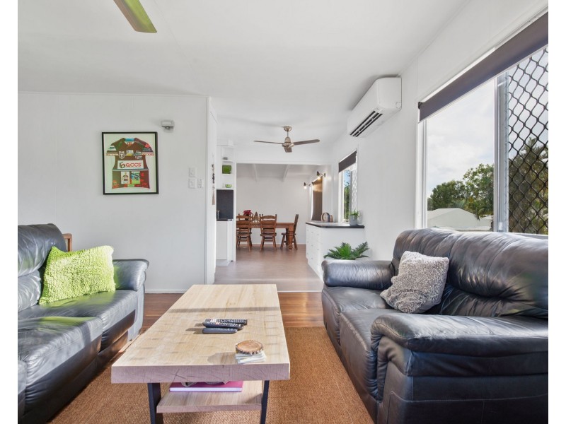 21 Downie Avenue, Bucasia QLD 4750