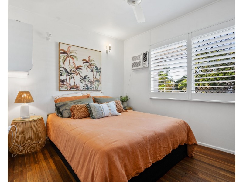 21 Downie Avenue, Bucasia QLD 4750