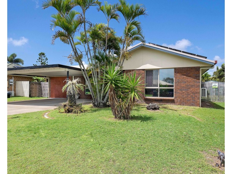 10 Freeman Avenue, Slade Point QLD 4740