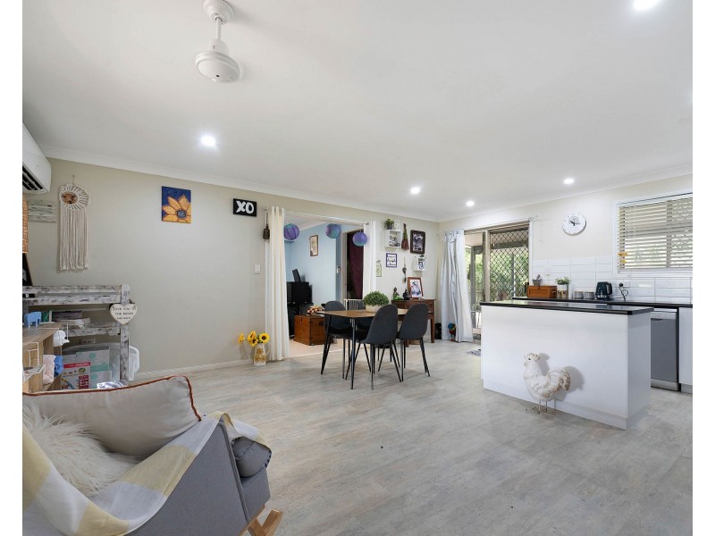 10 Freeman Avenue, Slade Point QLD 4740