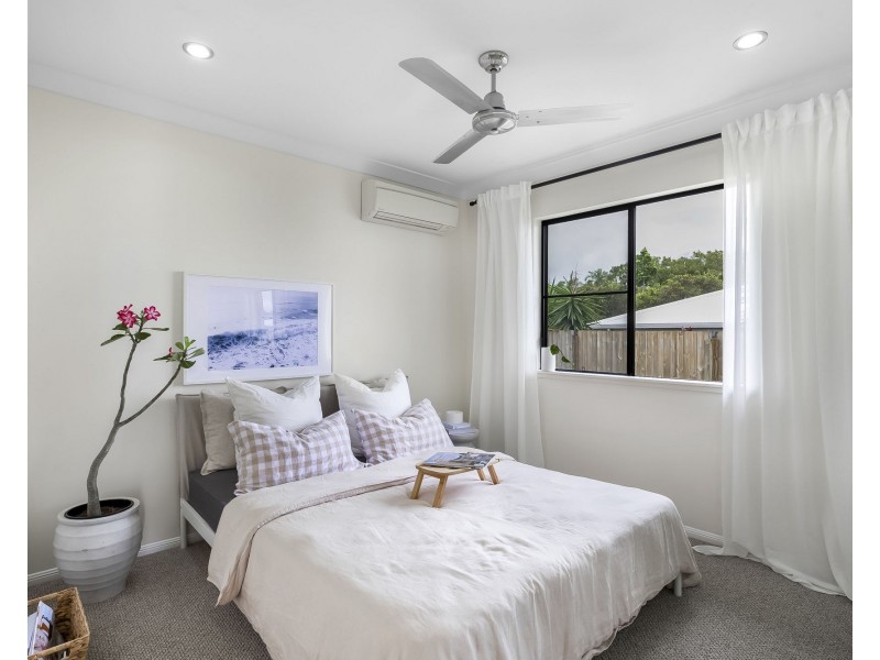 19 James Cook Drive, Rural View QLD 4740