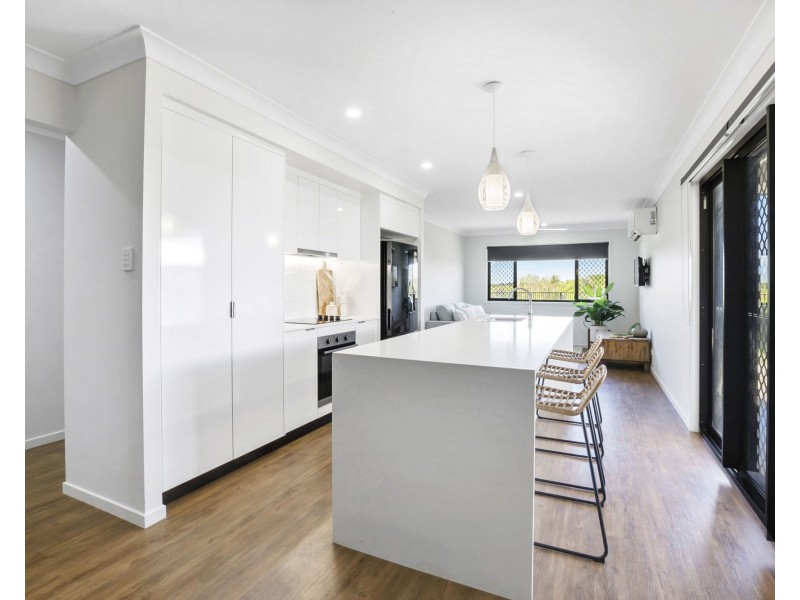 22 Devereux Street, Rural View QLD 4740