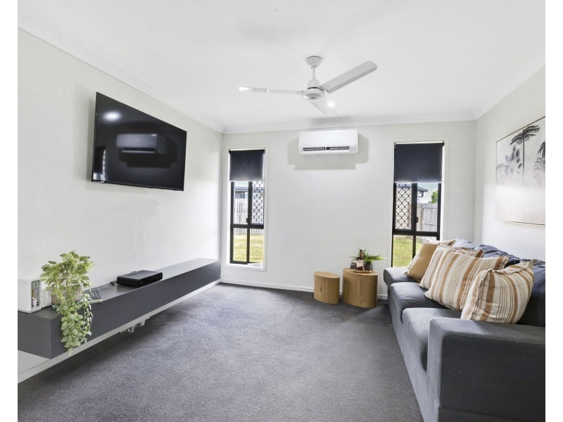 22 Devereux Street, Rural View QLD 4740