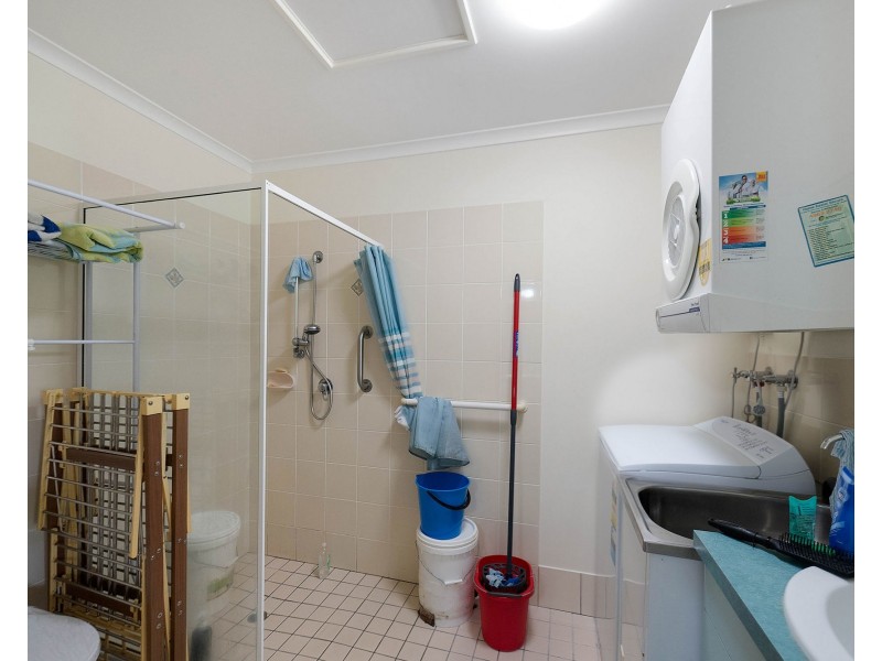 8/4 Don Wright Court, Andergrove QLD 4740