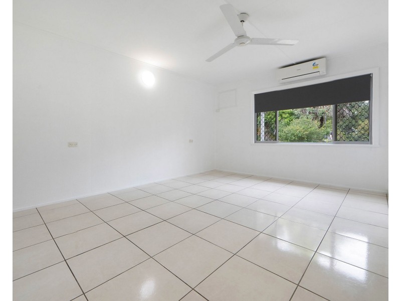 10 Upton Avenue, Andergrove QLD 4740