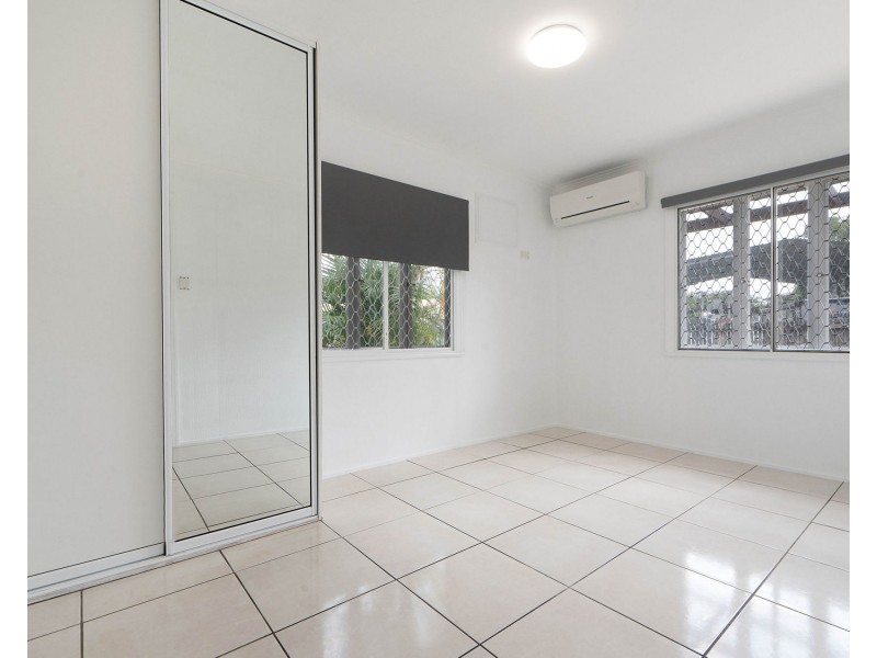 10 Upton Avenue, Andergrove QLD 4740