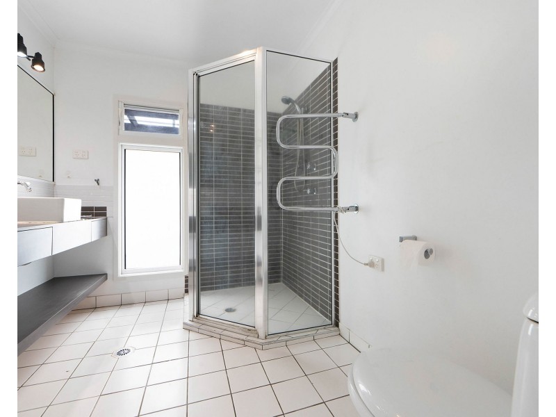 10 Upton Avenue, Andergrove QLD 4740