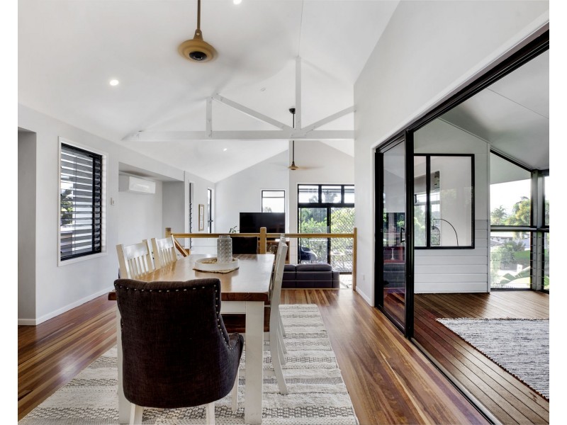 4 Cedar Court, Eimeo QLD 4740