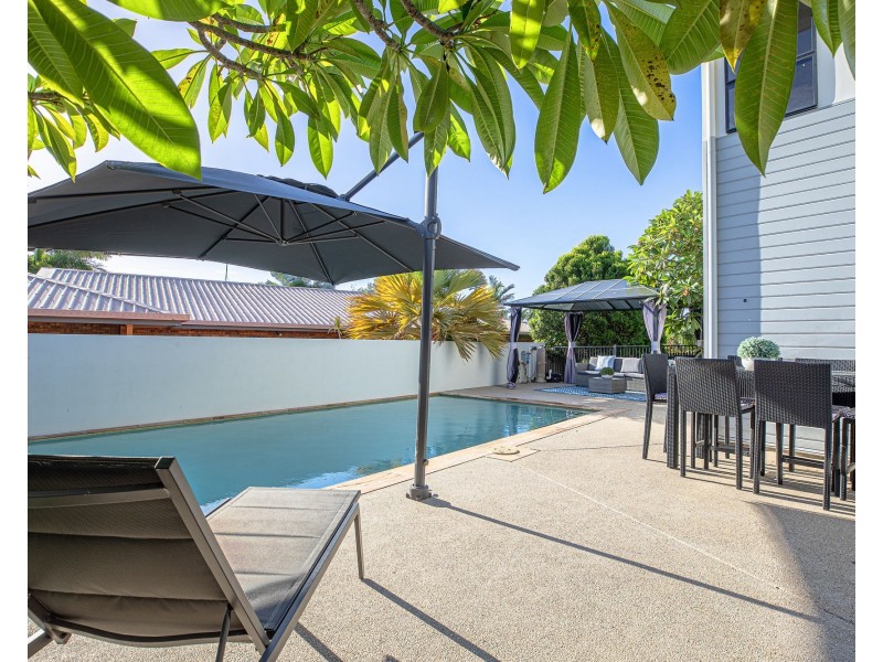 4 Cedar Court, Eimeo QLD 4740