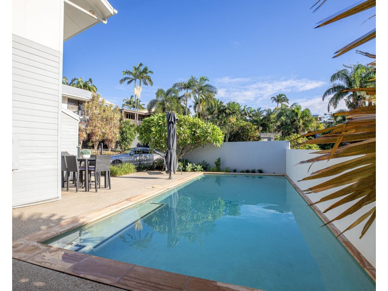 4 Cedar Court, Eimeo QLD 4740