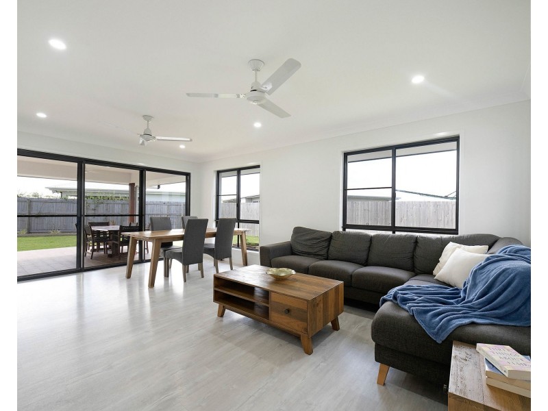 5 Coot Street, Rural View QLD 4740