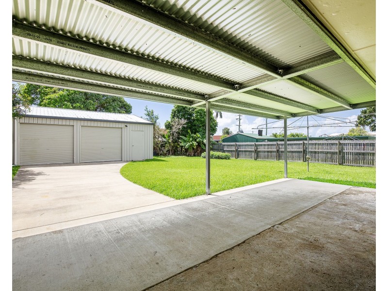 4 Roberts Avenue, North Mackay QLD 4740
