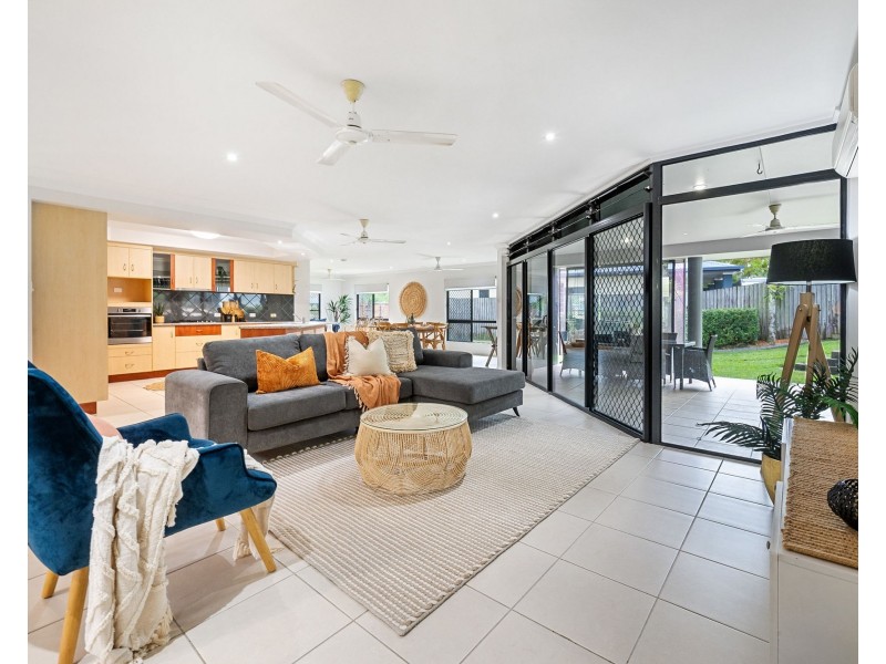 126 Dawson Boulevard, Rural View QLD 4740