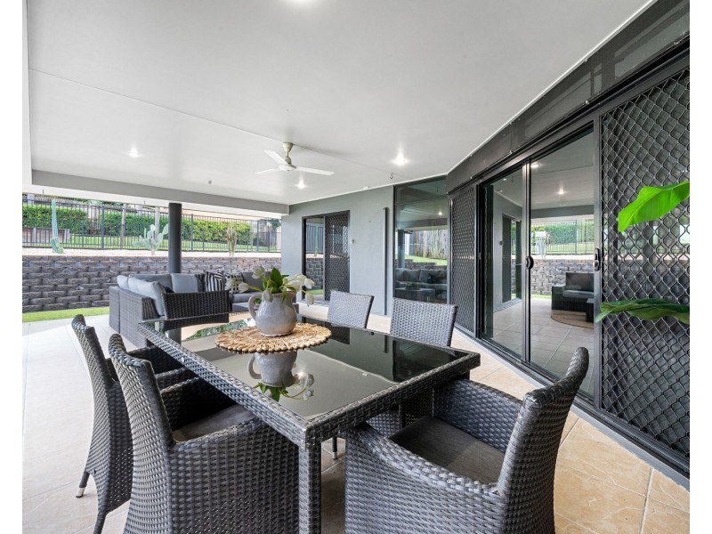 126 Dawson Boulevard, Rural View QLD 4740