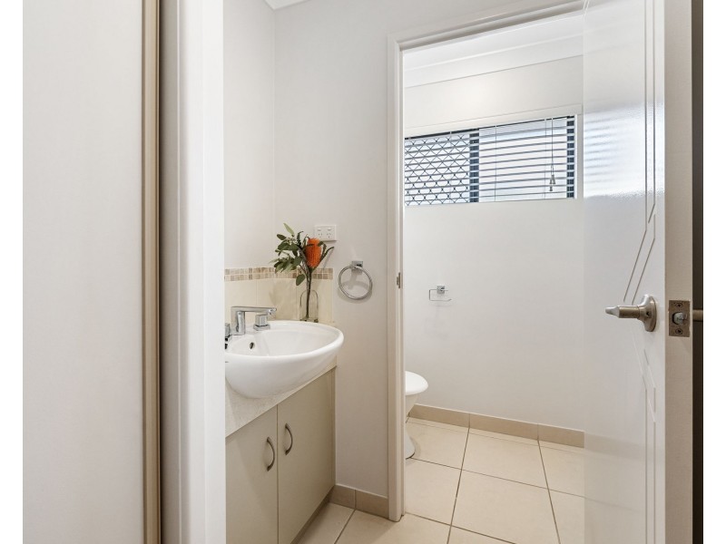 126 Dawson Boulevard, Rural View QLD 4740
