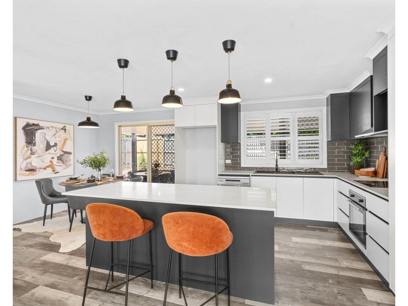 19 Coatbridge Court, Beaconsfield QLD 4740