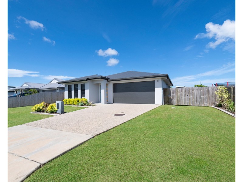 54 Beachwood Circuit, Bakers Creek QLD 4740