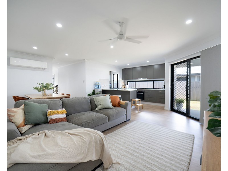 54 Beachwood Circuit, Bakers Creek QLD 4740