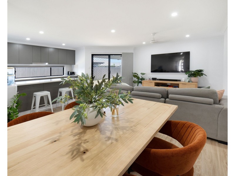 54 Beachwood Circuit, Bakers Creek QLD 4740